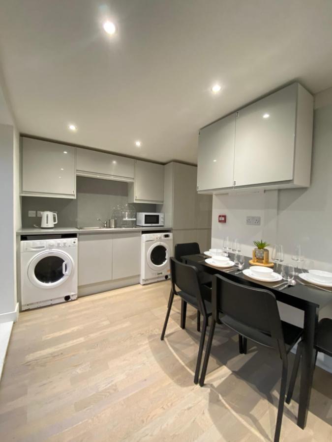 לונדון Cozy En-Suite Near Stratford מראה חיצוני תמונה